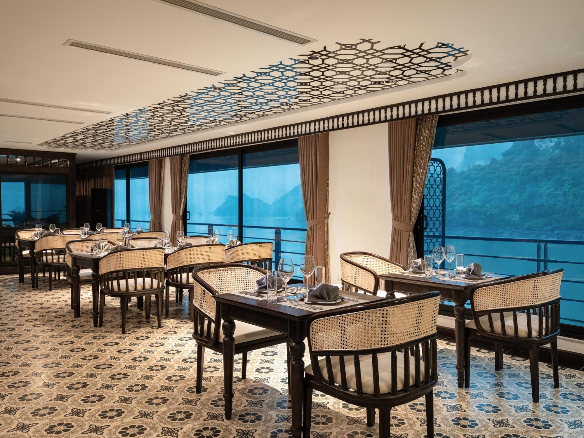 Era Premium Cruises Halong Ha Long Exterior photo